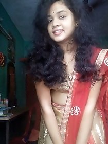 Desi housewifes tight pussy