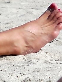 Mrs. Kinks buttocks and sexual openings