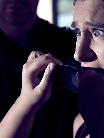 I like to play with my feet especially with the feet of others.