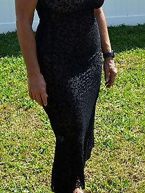 Famous celebrities from a shopping emporium in pictures